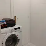 Cosy 50 Meters From The Beach, 2 Rooms, Air Conditioning, Wifi *