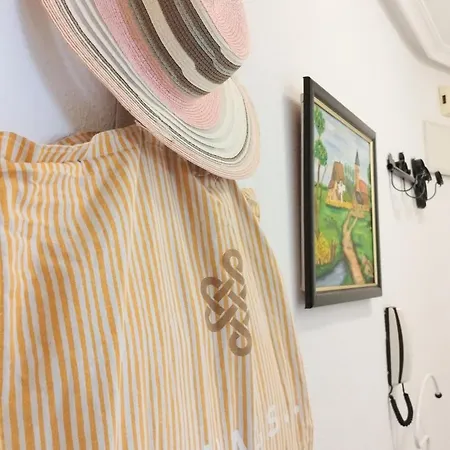 Lägenhet Cosy 50 Meters From The Beach, 2 Rooms, Air Conditioning, Wifi Torrevieja