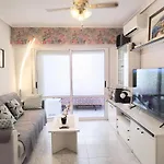 Cosy 50 Meters From The Beach, 2 Rooms, Air Conditioning, Wifi Апартаменты Торевьиа