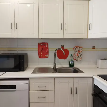 Cosy 50 Meters From The Beach, 2 Rooms, Air Conditioning, Wifi *