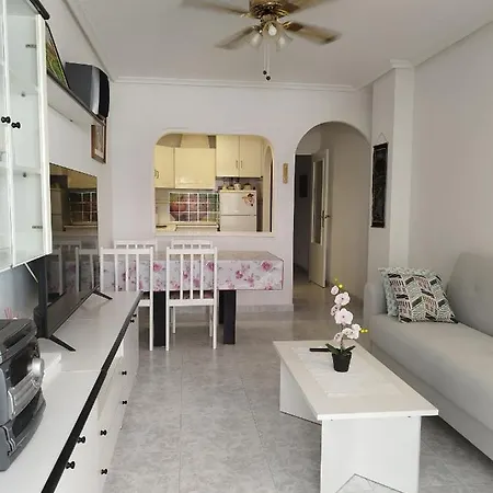 Apartment Cosy 50 Meters From The Beach, 2 Rooms, Air Conditioning, Wifi