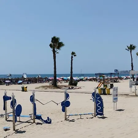 Cosy 50 Meters From The Beach, 2 Rooms, Air Conditioning, Wifi *