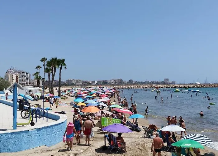 Cosy 50 Meters From The Beach, 2 Rooms, Air Conditioning, Wifi Lägenhet