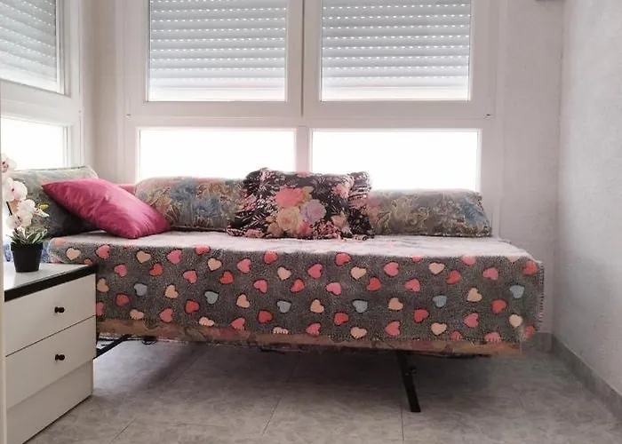 Cosy 50 Meters From The Beach, 2 Rooms, Air Conditioning, Wifi Lägenhet