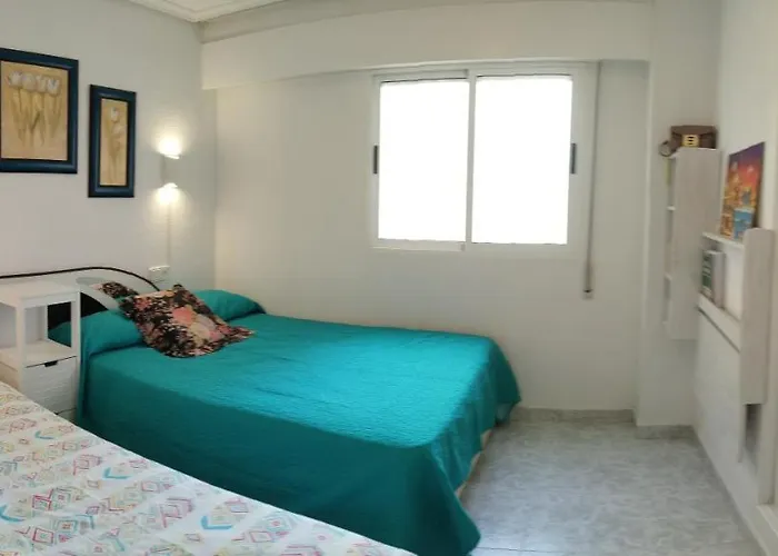 Cosy 50 Meters From The Beach, 2 Rooms, Air Conditioning, Wifi Torrevieja