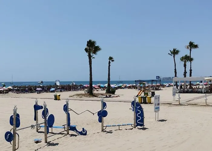 Cosy 50 Meters From The Beach, 2 Rooms, Air Conditioning, Wifi *