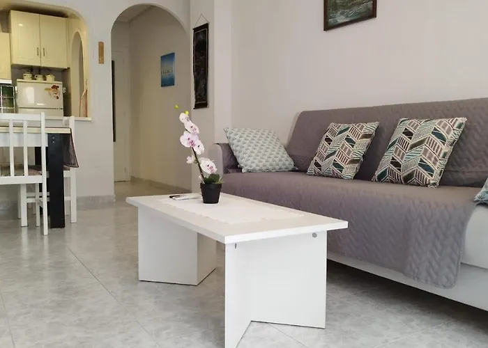 Lägenhet Cosy 50 Meters From The Beach, 2 Rooms, Air Conditioning, Wifi Torrevieja