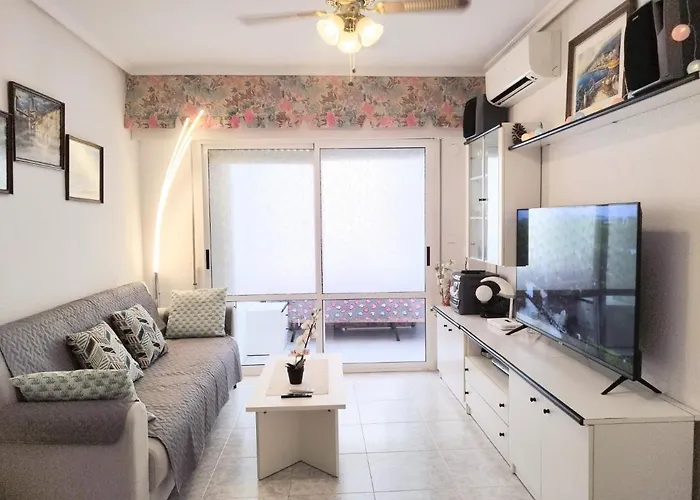 Cosy 50 Meters From The Beach, 2 Rooms, Air Conditioning, Wifi Lägenhet Torrevieja