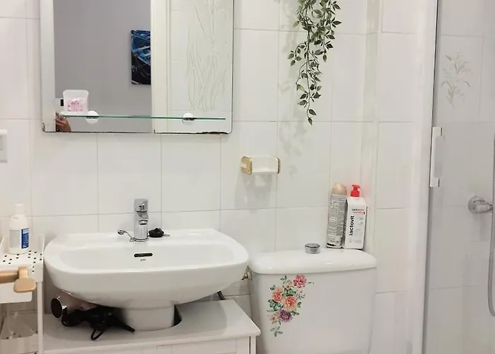 Cosy 50 Meters From The Beach, 2 Rooms, Air Conditioning, Wifi Lägenhet *